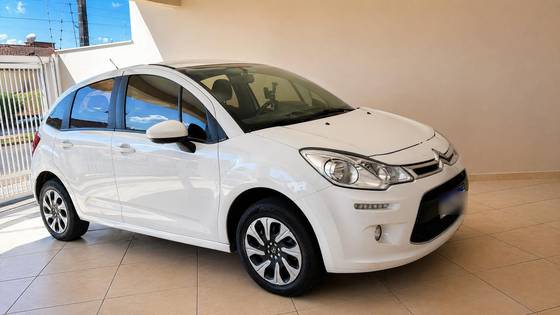 CITROËN C3 1.2 PURE TECH FLEX ATTRACTION MANUAL
